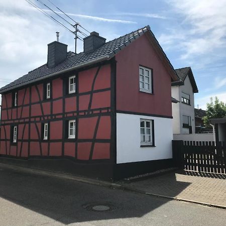 Villa Ferienhaus Eifeldömchen Bad Muenstereifel Exterior foto