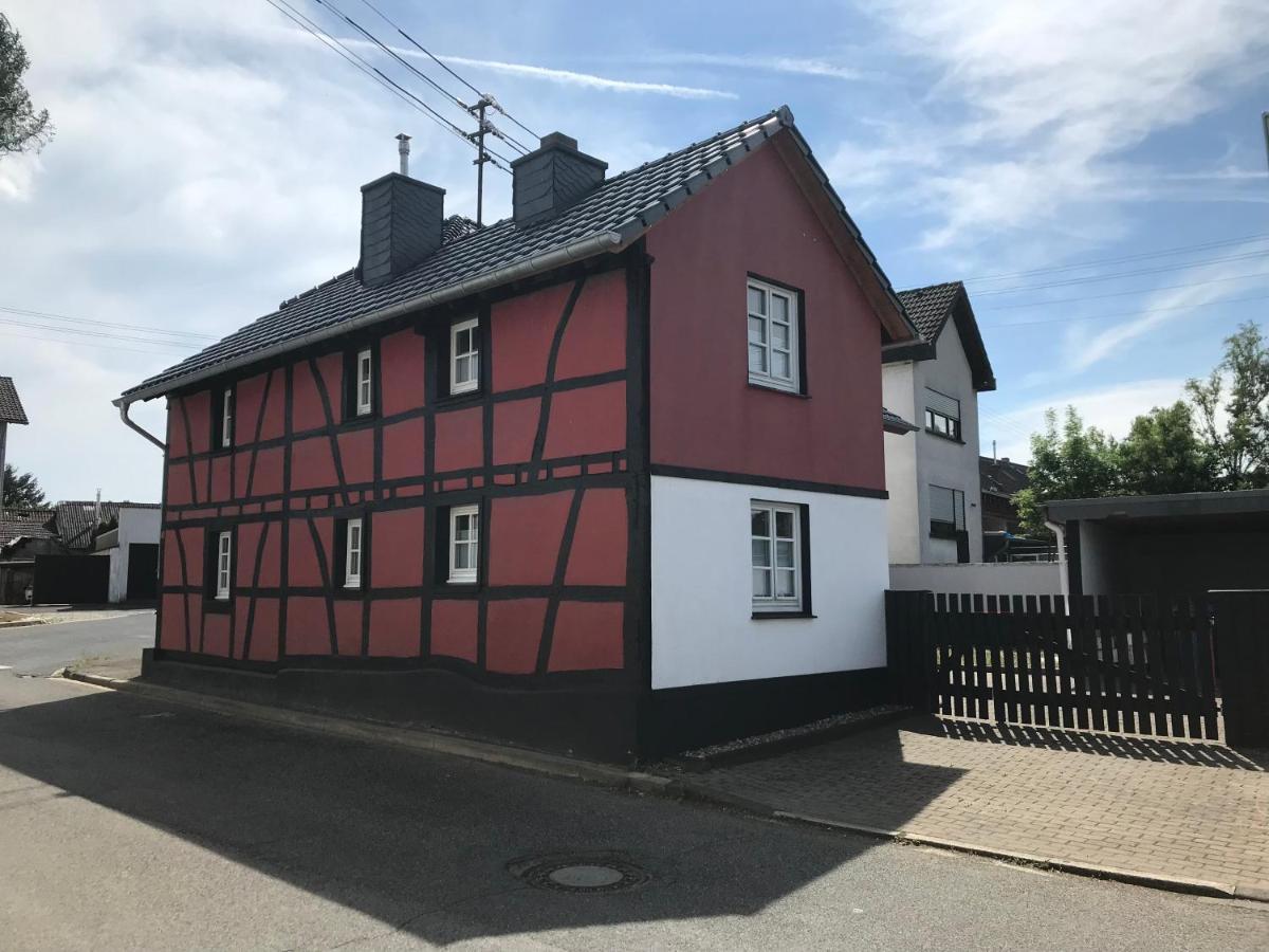 Villa Ferienhaus Eifeldömchen Bad Muenstereifel Exterior foto